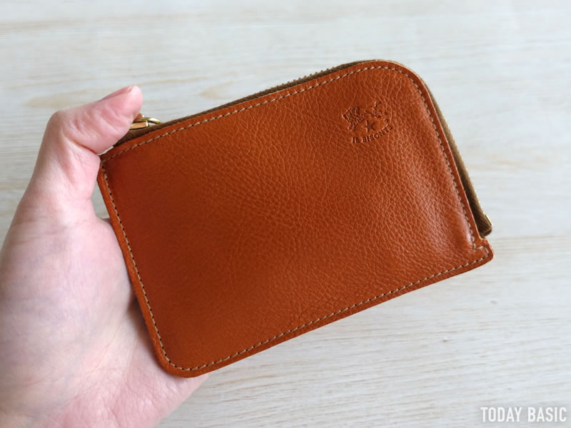 【新品】IL BISONTE　イルビゾンテ　コンパクトウォレット　L字ファスナー約9cm×約13cm